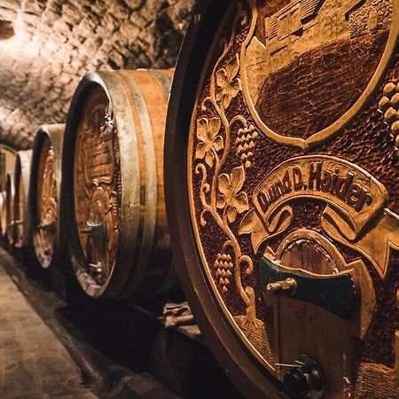 Weingut Gaestehaus D&D Haider จัวส์ ภายนอก รูปภาพ